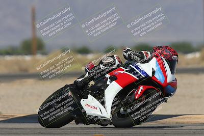 media/Oct-13-2025-Moto Forza (Mon) [[a66d839500]]/2-A Group/Session 3 (Turn 16)/